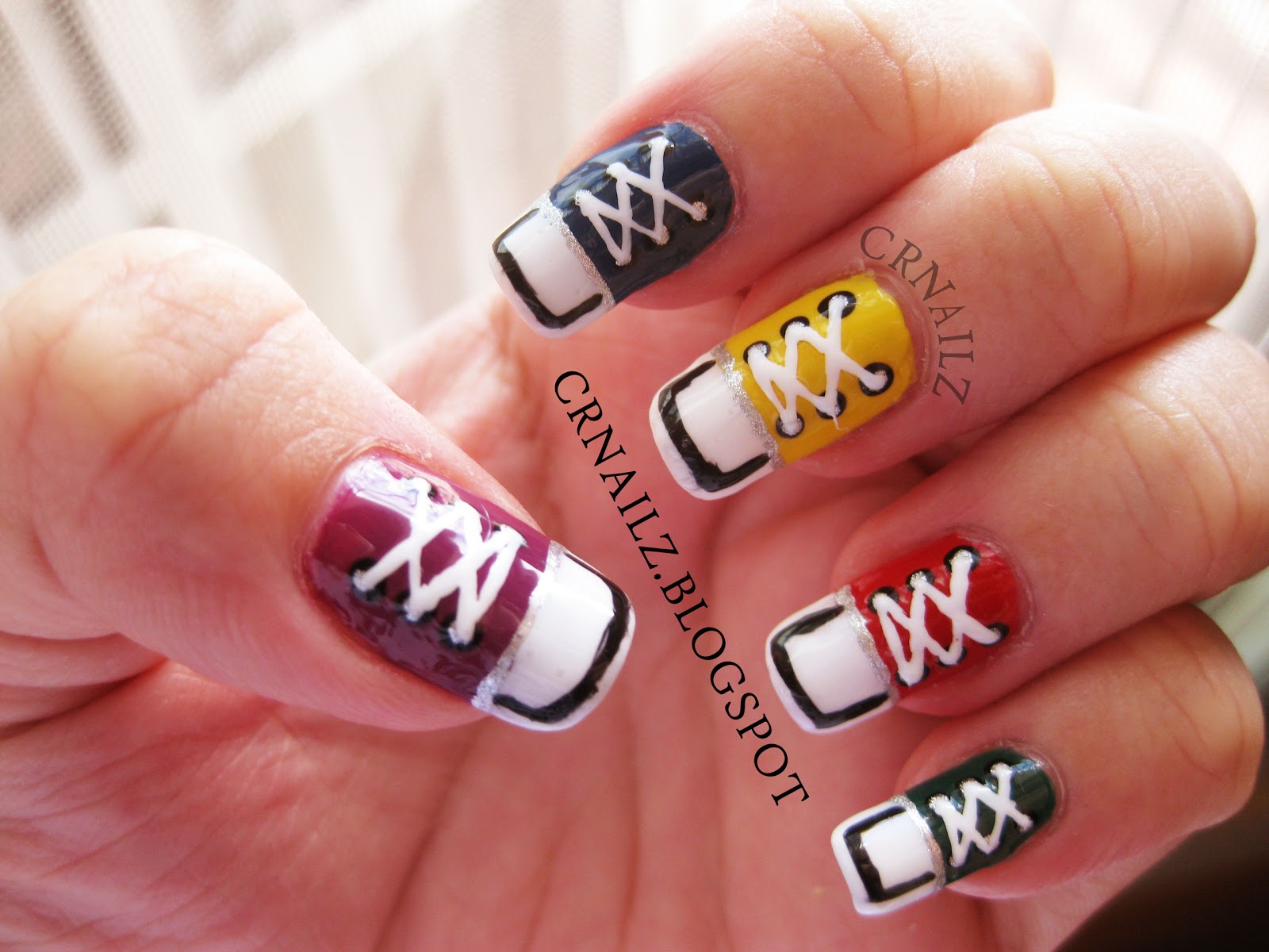 2. Fake nails with Converse logo - wide 9
