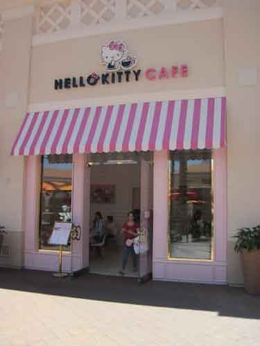 Hello Kitty Grand Cafe to Open in Irvine, California