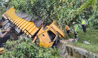Satu Unit Truck Pengangkut Material dari Medan Alami Kecelakaan di Aceh Timur Desember 9, 2020
