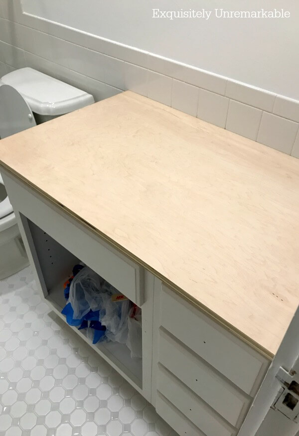 Unfinished Maple Plywood Wooden Countertop in Bathroom