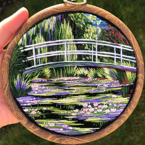 Ảnh thêu hồ sen mùa xuân