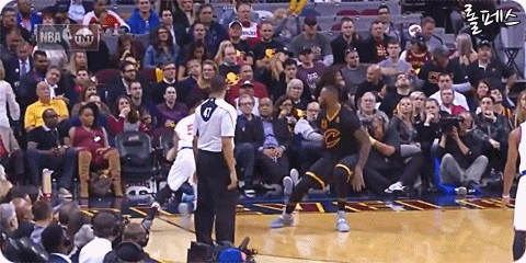 오늘 르브론 불낙.gif | 인스티즈