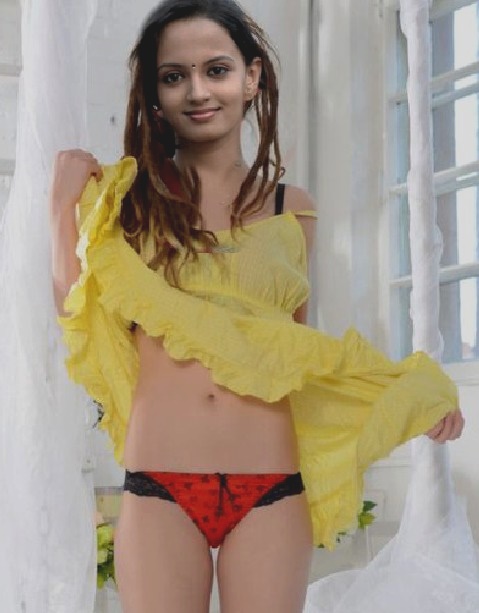 Marathi Actress Nude Photos - NUDE PORN