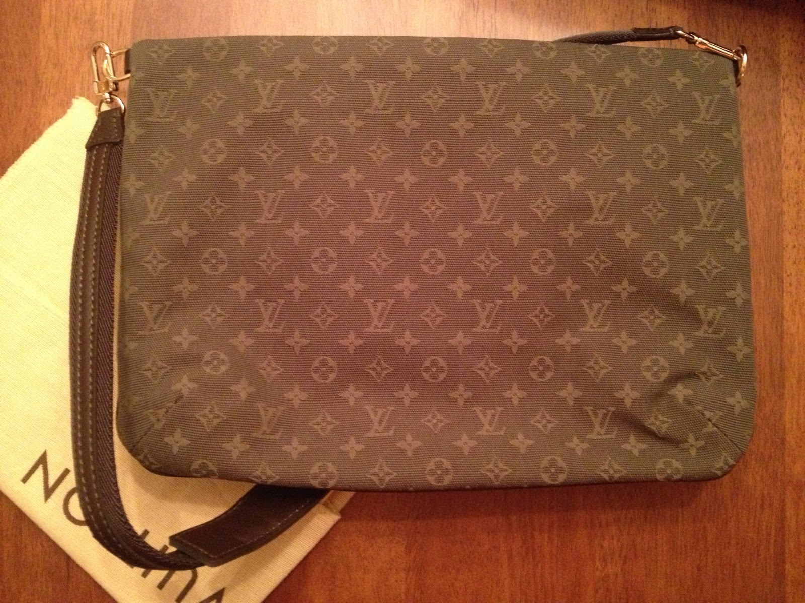 My Wife&#39;s Closet: Authentic Louis Vuitton Hand Bag Brand New With Box & Dustbag