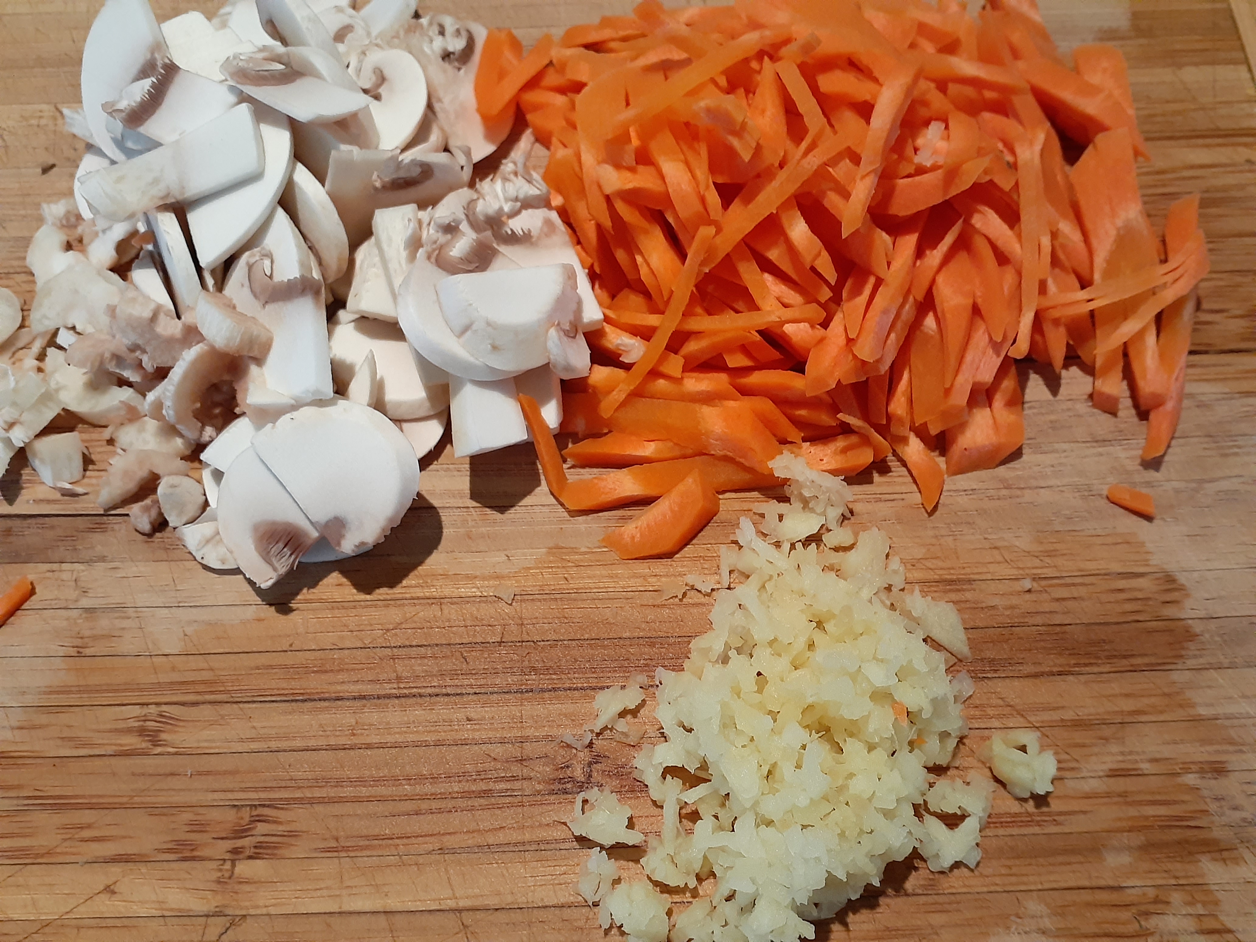 Hijiki Seaweed Rice (seasoned Rice with vegetables and seaweed)