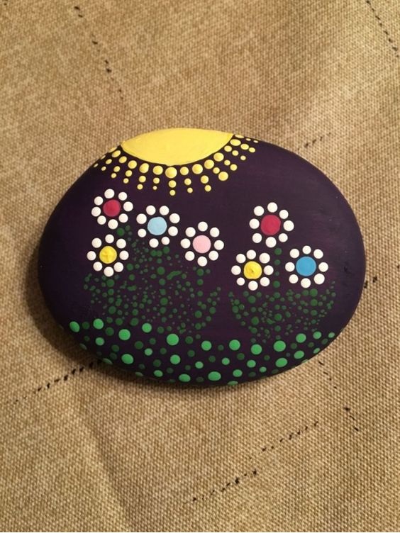 15 Fantastic DIY Easy Rock Painting Ideas For Inspiration 15 Fantastic DIY Easy Rock Painting Ideas For Inspiration