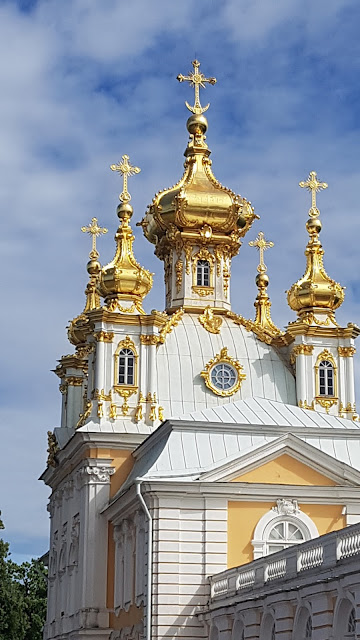 DAY THREE IN ST PETERSBURG, A TRIP TO PETERHOF PALACE