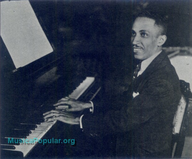 EREM Escola Maestro Nelson Ferreira Quem foi o Maestro Nelson Ferreira?