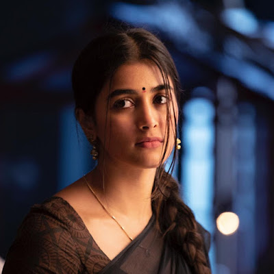 Pooja Hegde (Indian Actress) Biography, Wiki, Age, Height, Family, Career, Awards, and Many More