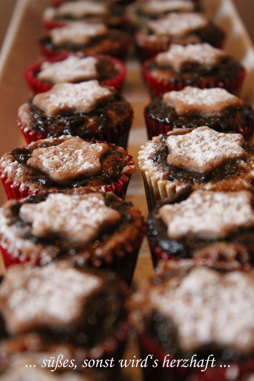 ..süßes sonst wird&amp;#39;s herzhaft..: Linzer Mini Muffins