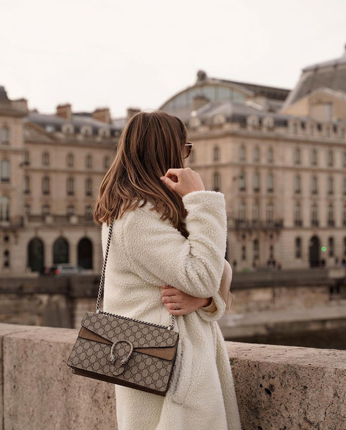 Style File | Mini Trend: Fluffy White Coats for Cosy Winter Days