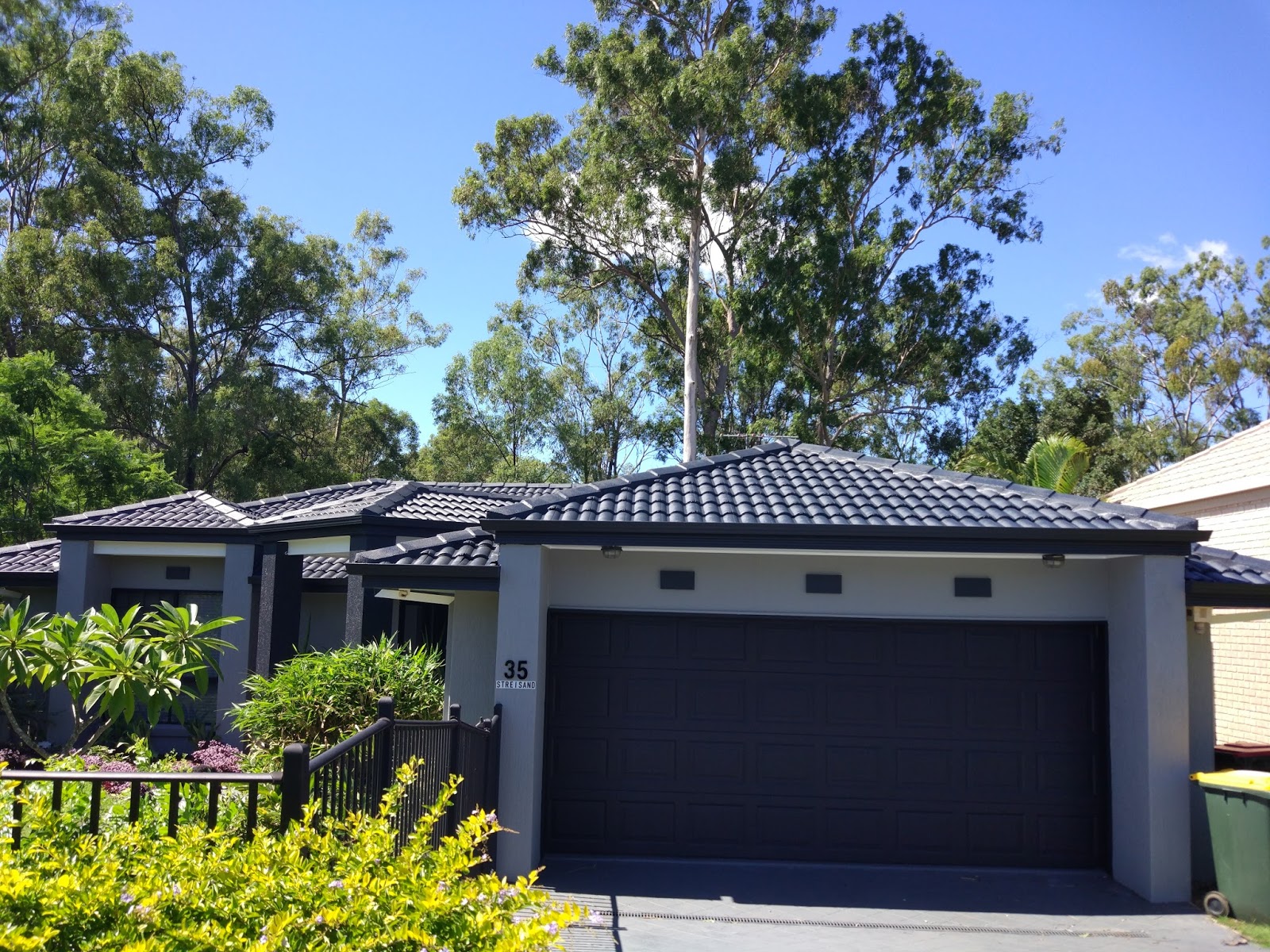 Ow Painting Roof Painting