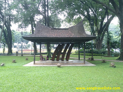 Monumen Taman Suropati Menteng