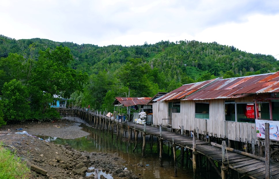 kota-cengkeh-tolitoli-sulteng-sulawesi