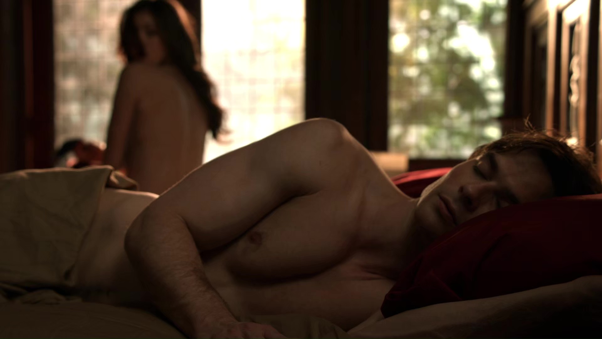 Ian Somerhalder shirtless in The Vampire Diaries 5-17 "Rescue Me"...