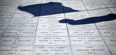 Trở về miền ký ức : Một bài viết về người lính VNCH 176982-Veterans-Day-40