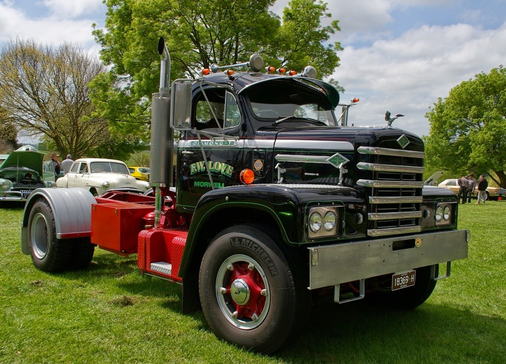 Historic Trucks: Last of the Chrome Bumpers 2014