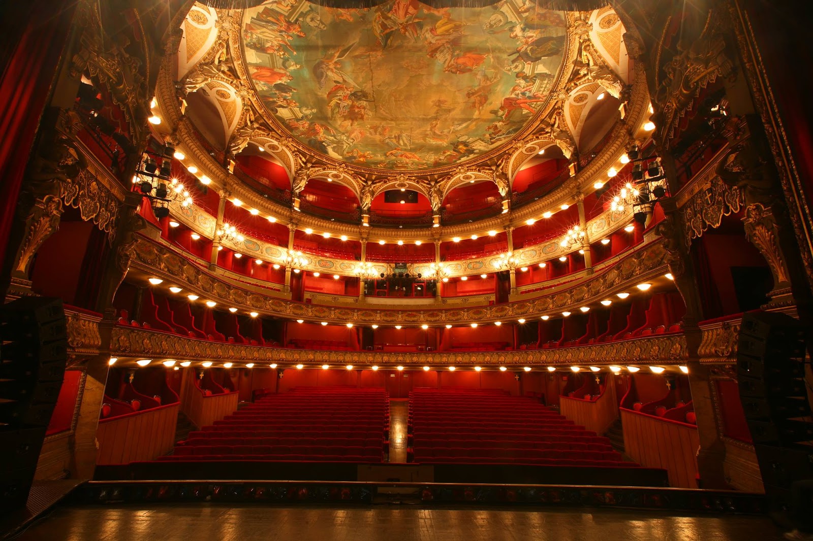 Theater de. Toulon Opera. Классический театр. Музыкальный театр Гранд опера.
