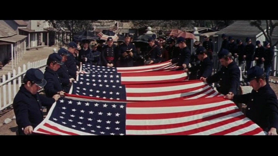 ESTRONDO DE TAMBORES (BRRIPDUBLADO720P) - 1961 5