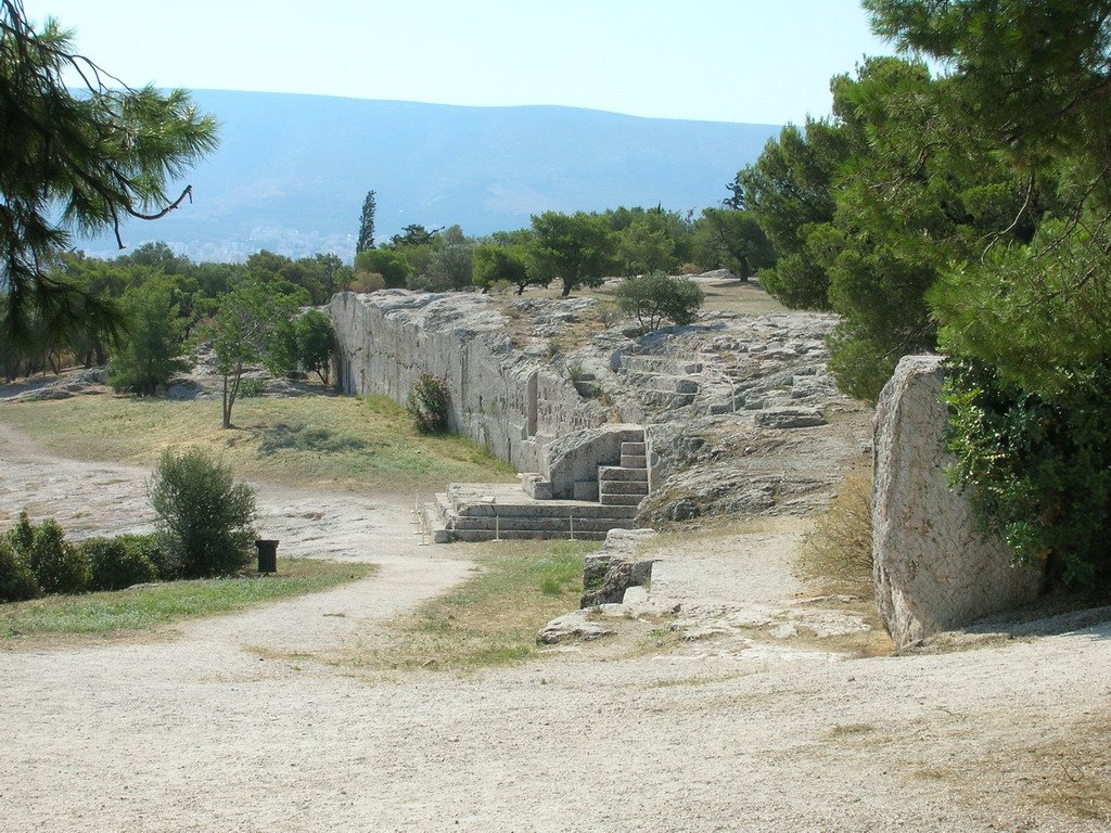 Холм в центре афин