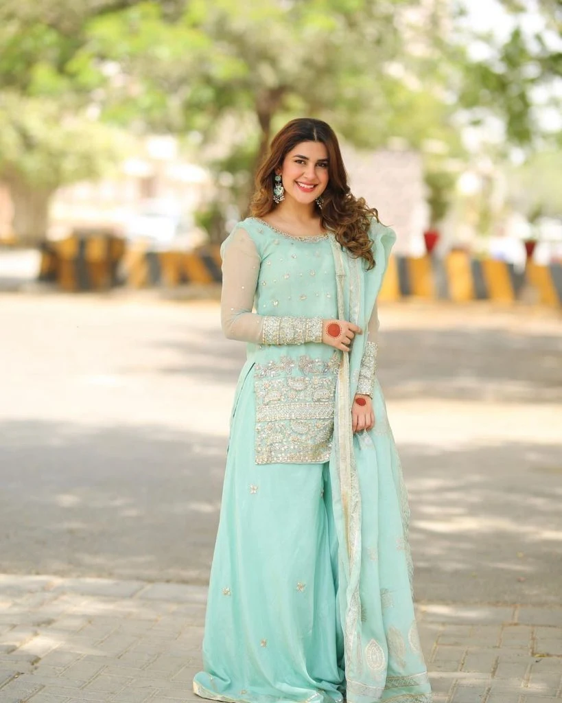 Kubra Khan Eid Pictures are super Gorgeous