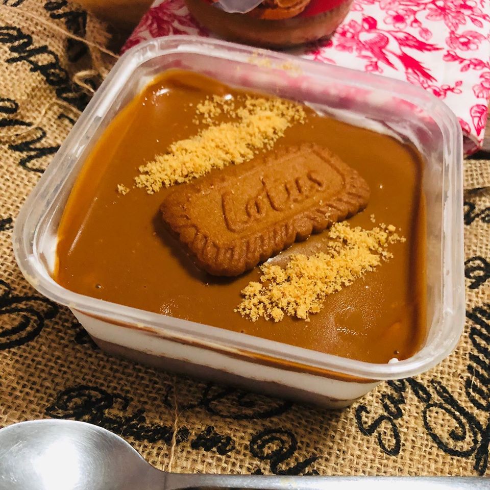 Izah's Kitchen Speculoos cheesecake singapore, Halal dessert box Singapore