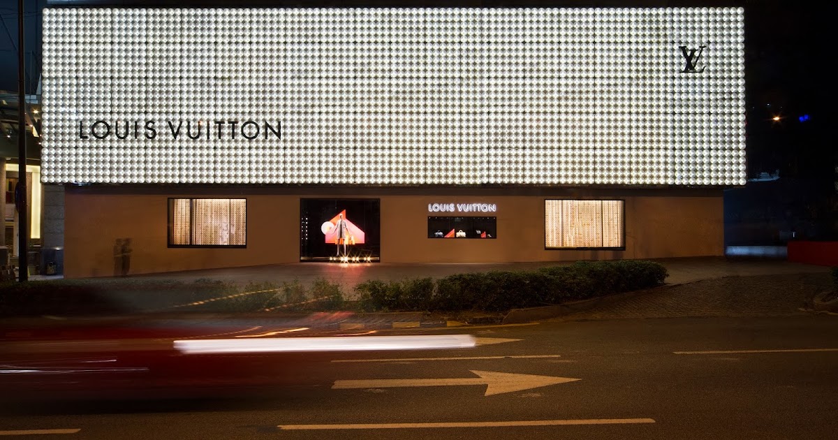 Discovering Le Monde de Louis Vuitton at Louis Vuitton Global Store