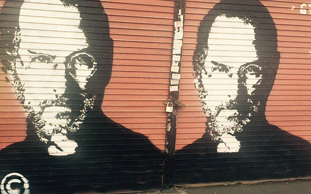 Banksy reminds the world that Steve Jobs was a son of a Syrian migrant