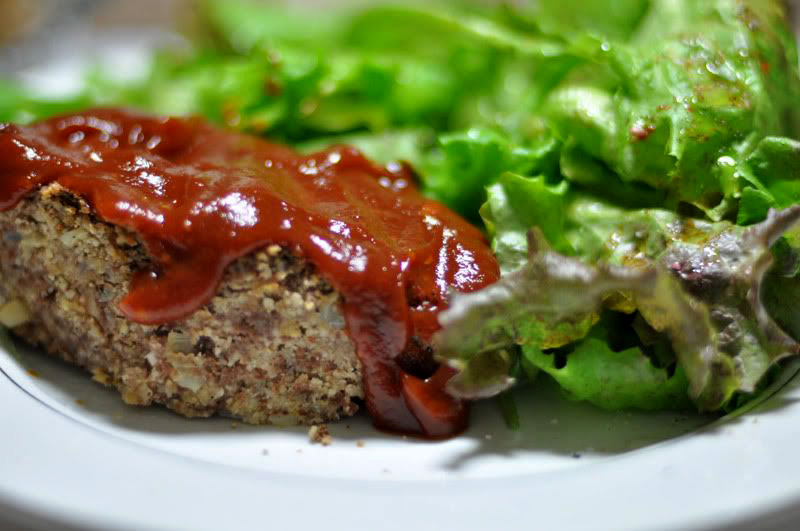 Things wot I Made Then Ate Bunless hamburger and grain meatloaf patty