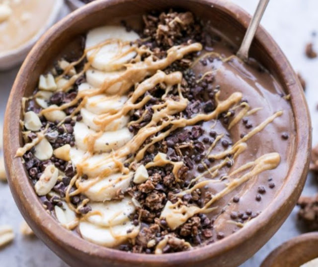 Chocolate Peanut Butter Banana Smoothie Bowl Chocolate Peanut Butter Banana Smoothie Bowl
