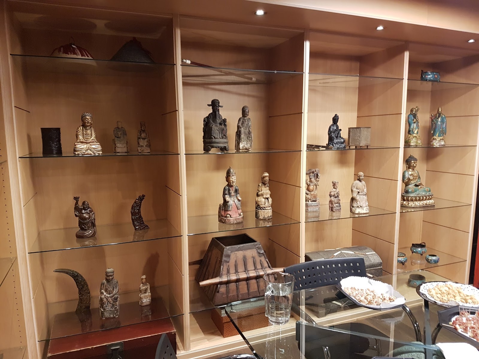 Julia's Wine Lovers' Blog Wine merchants and promoters around Zurich