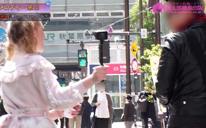 咩修干某?金髮洋妞逆搭讪欢迎中出! 咩修干某?金髮洋妞逆搭讪欢迎中出!