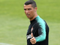 Jose Maria Gutierrez (Guti)  Bakal Jual Ronaldo