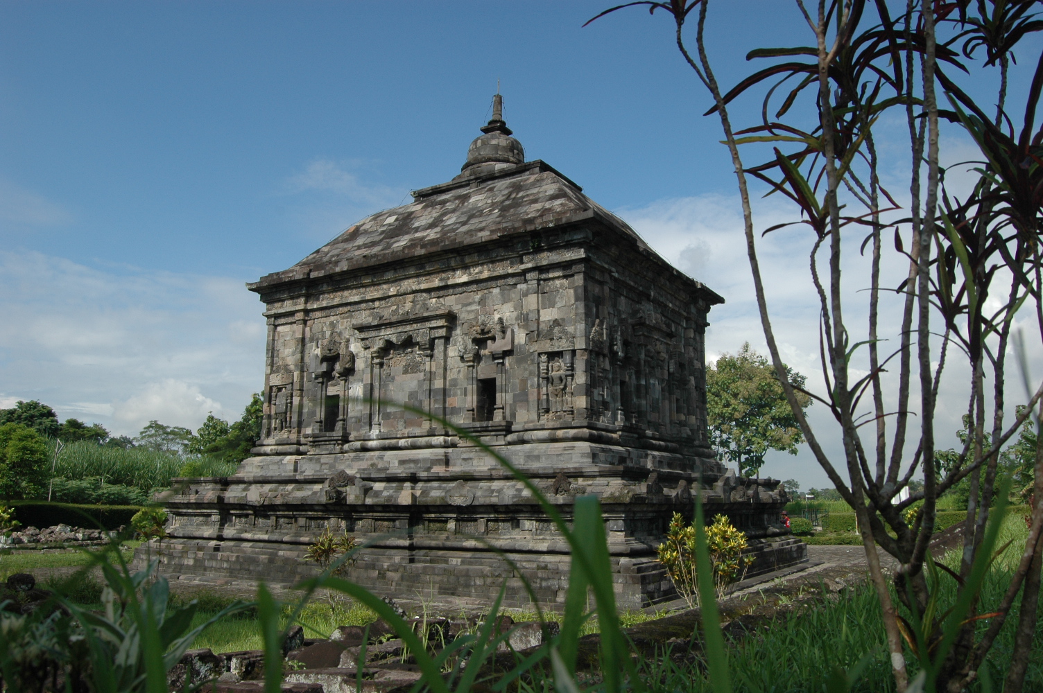 Indahnya Yogyakarta: Gowes Ke Obyek Wisata Candi Banyunibo