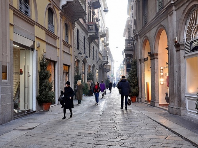La Vie C'est Chic ABOUT_A spasso per Milano via della Spiga La Vie C'est Chic ABOUT_A spasso per Milano via della Spiga