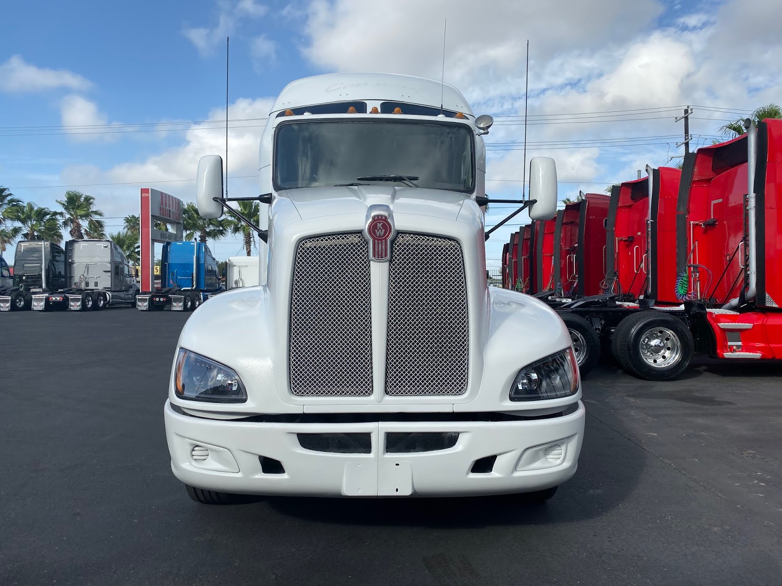 Border Truck Sales 2012 Kenworth T660