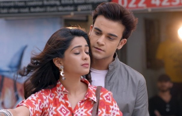 Kumkum Bhagya 11 November 2020 Spoiler Aryan informs Ranbeer family is planning to get him engaged to Rhea