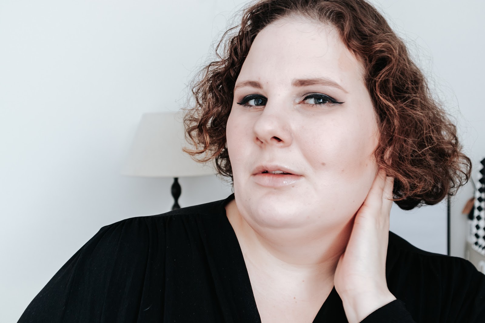 Big mamas home by Jenni S. Loppuvuoden juhlameikki, meikkilook. Pikkujoulu. Uusi vuosi Big mamas home by Jenni S. Loppuvuoden juhlameikki, meikkilook. Pikkujoulu. Uusi vuosi