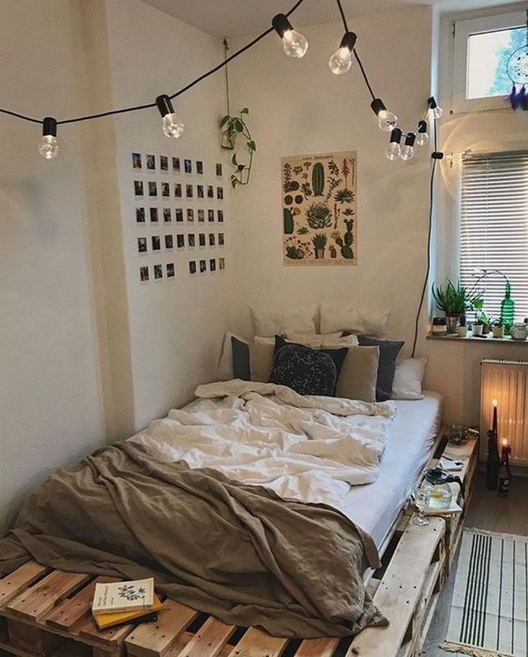 small cozy minimalist bedroom small cozy minimalist bedroom