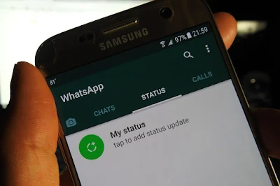 Status WhatsApp Sendiri