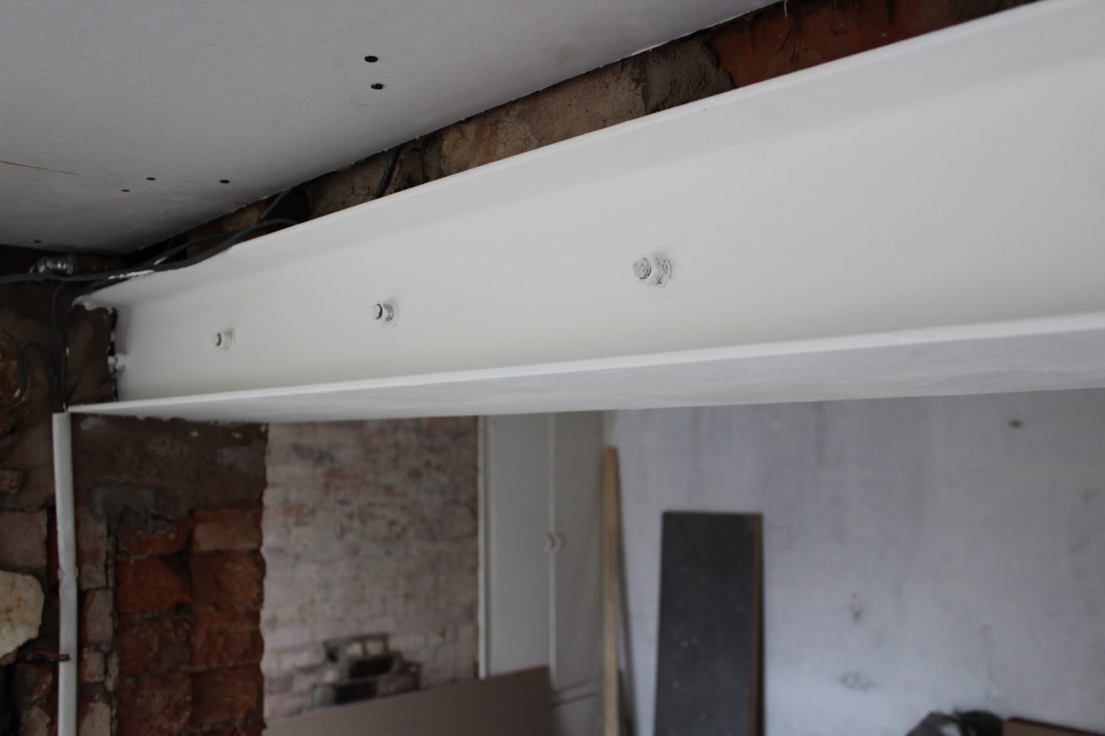 Kezzabeth.co.uk UK Home Renovation, Interiors and DIY Blog