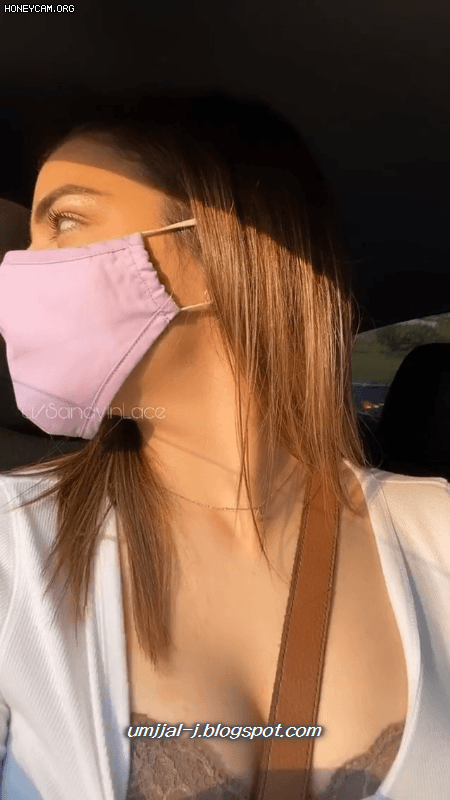 눈치 보는 마스크녀 - 디쁠