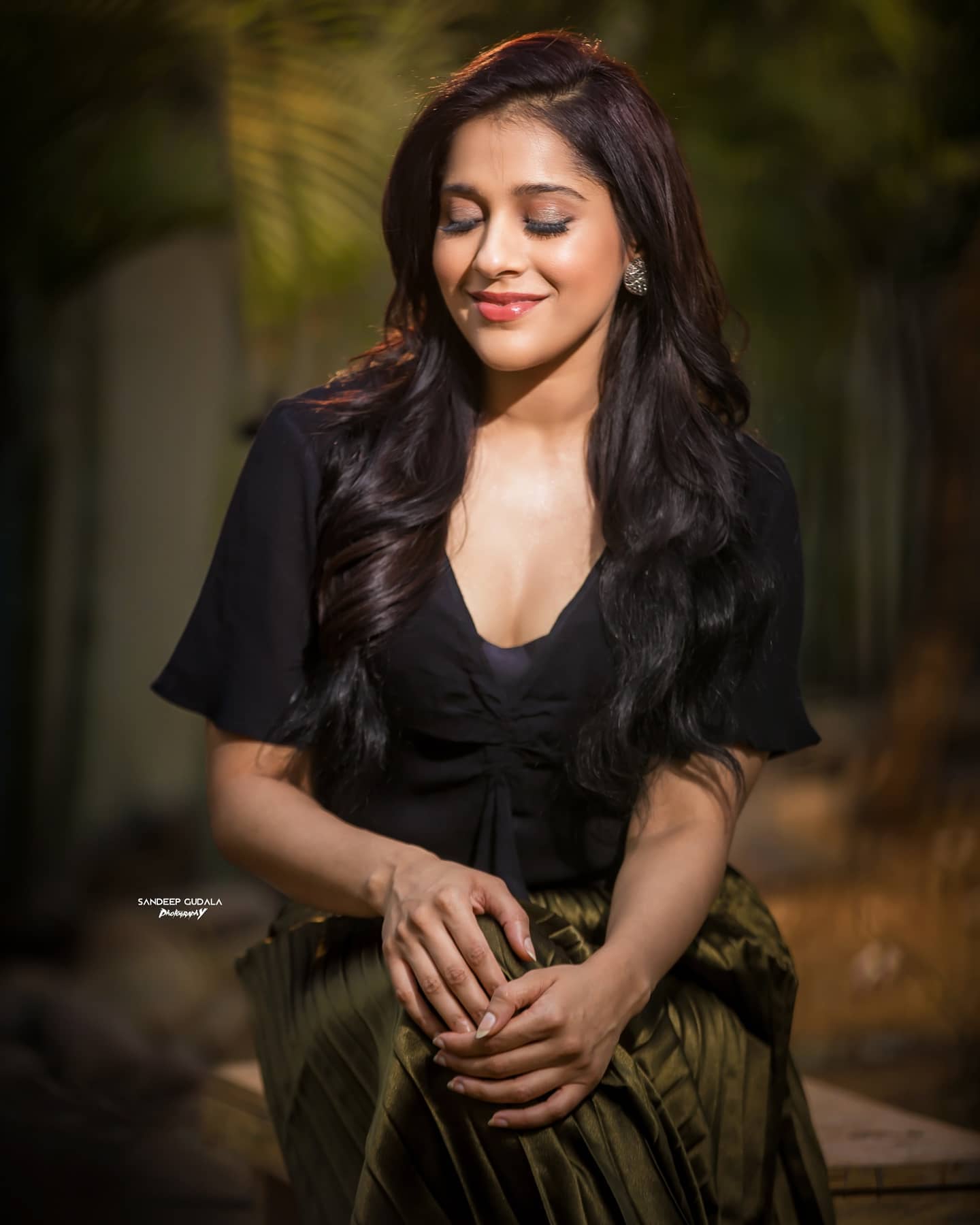 Rashmi Gautam Latest Stills