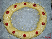 Roscón de Reyes de Trufa-masa roscón-decorando roscón