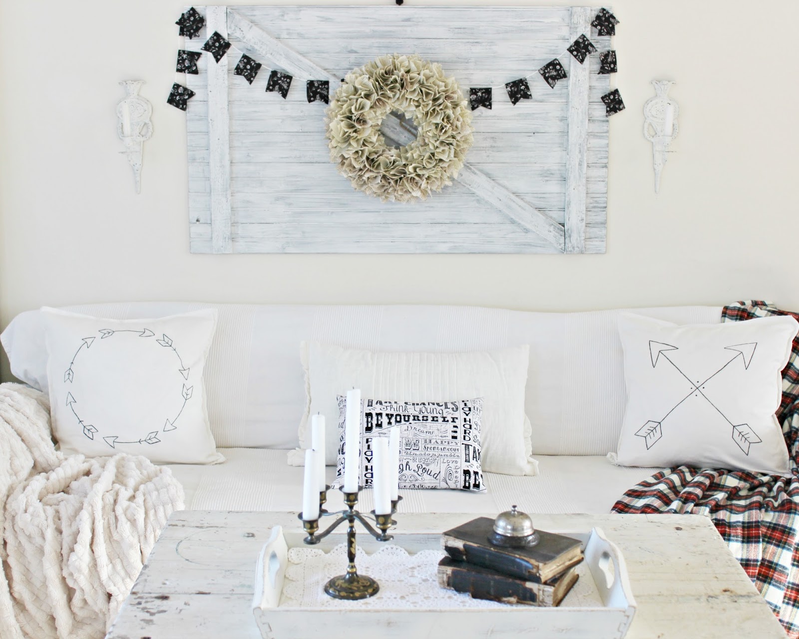 Happy At Home: Black and White Cottage Style Living Room
