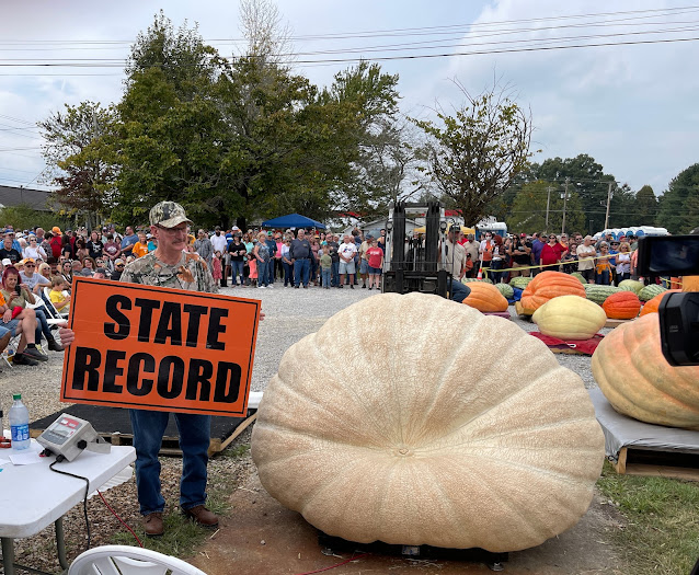 Allardt Great Pumpkin Festival and Weighoff Robert Cyrus broke the