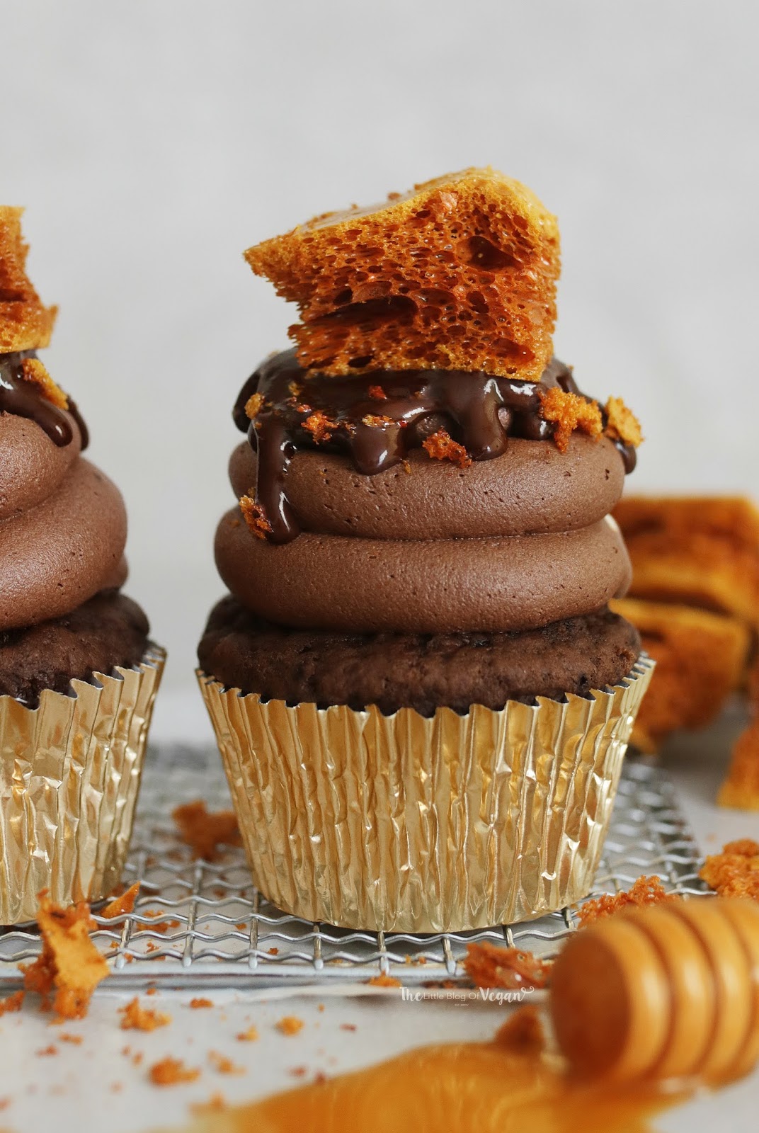 Vegan Honeycomb Cupcakes Recipe | The Little Blog Of Vegan
