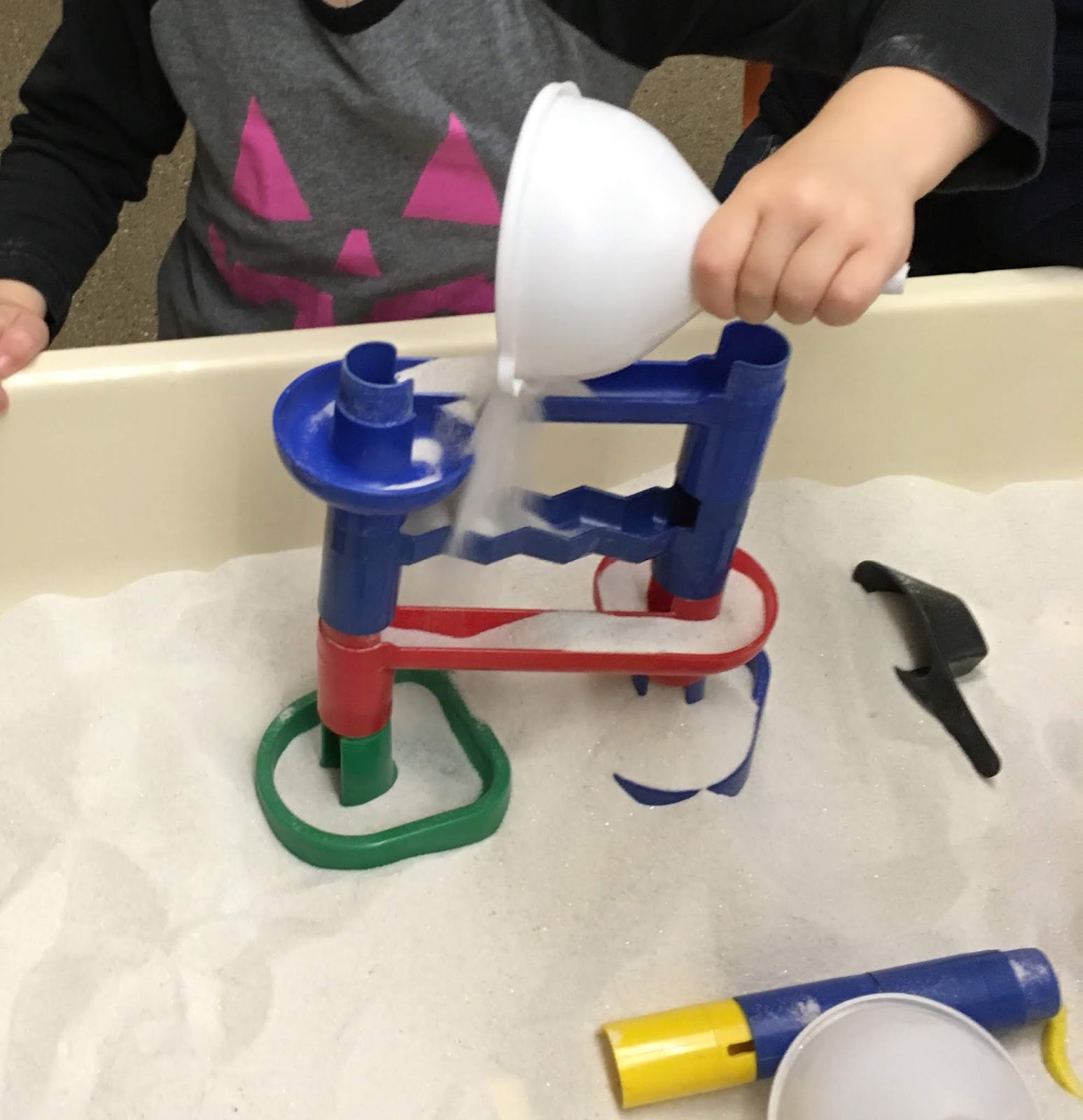 Explore Inspire EC Marble Ramps in the Sand Table