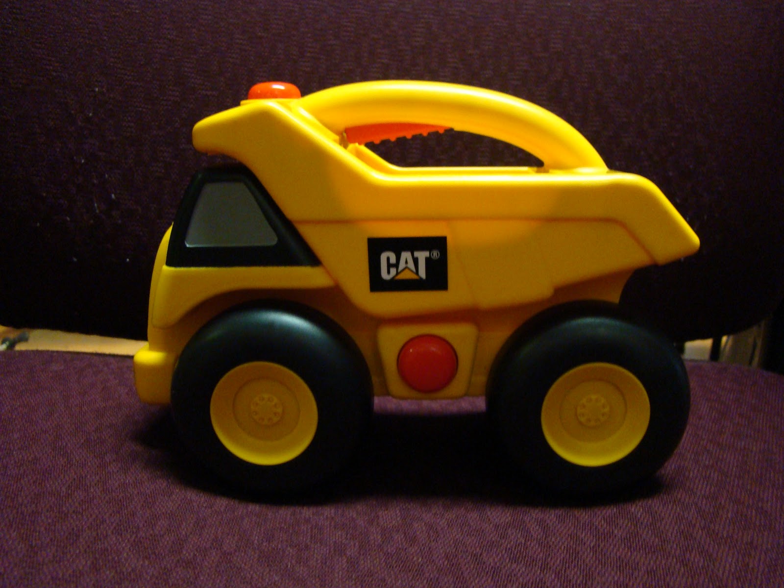 CAT Flashlight & Nightlight Truck Review