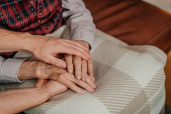 https://umcommunities.org/hospice/how-to-comfort-those-in-hospice/